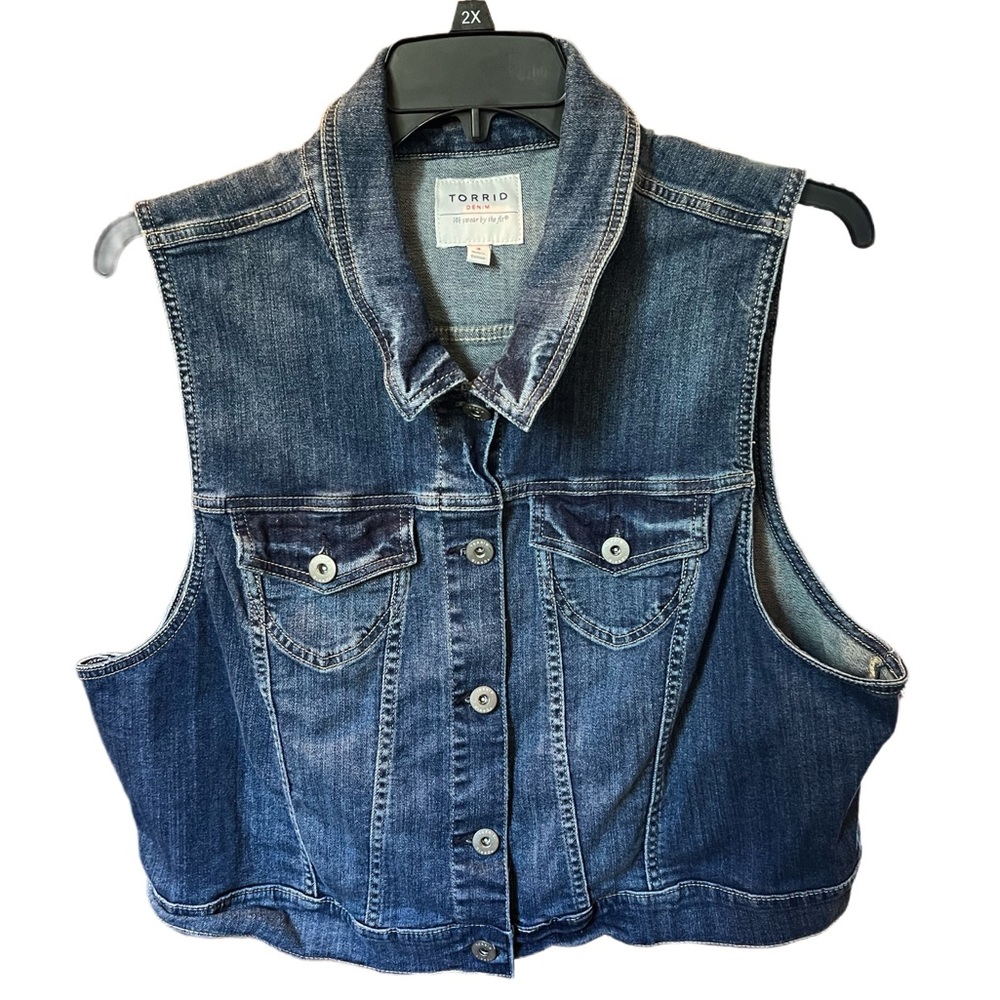 Torrid size 3 Jean vest